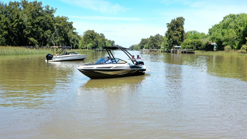 Imagen 3 de 15 de Lancha Geuna F170 Wakeedition Con Mercury 90hp 4 Tiempos