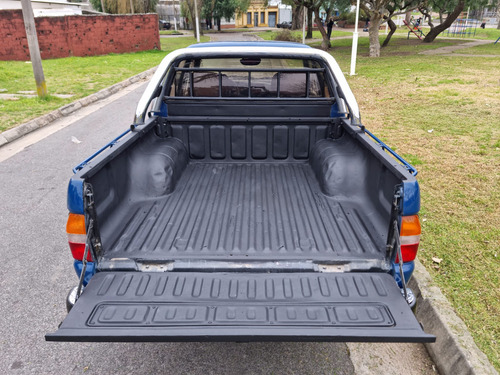 Mitsubishi L200 Nafta