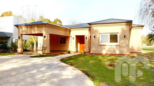 Imagen 2 de 23 de Venta Casa - Club Miralagos