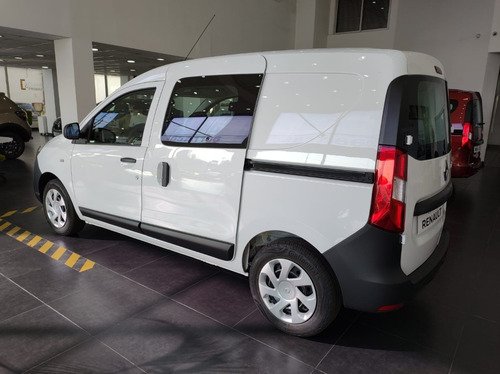 Imagen 11 de 17 de Renault Kangoo 1.6 Furgon Ph3 Confort 5as Md Descuento 0km