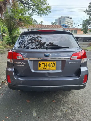 Subaru Outback 2.5i Awd