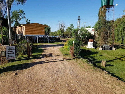 Alojamiento Villa Paranacito, Cabañas ,familias, Parejas.