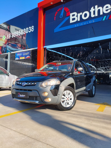 Fiat Strada 1.8 16v Adventure Cab. Dupla Flex 2p