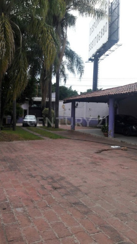 Venta De Terreno Con Construcción En Colonia Nuevo Mexico, Zapopan, Jalisco