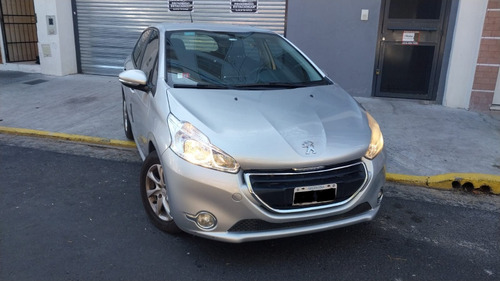 Peugeot 208 1.5 Allure Touchscreen