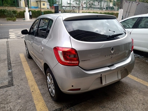 Imagem 2 de 9 de Renault Sandero 2015 1.6 Expression Hi-power 5p