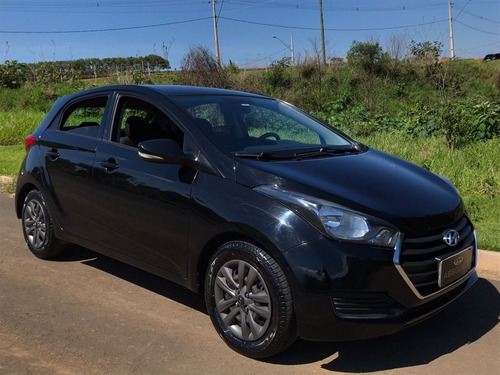 Imagem 2 de 10 de Hyundai Hb20 2017 1.0 Comfort Plus Flex 5p