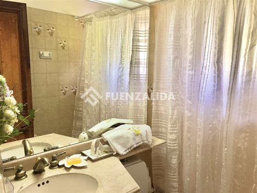 Casa Gran Paisajismo En Venta 4d-4b En Lo Barnechea