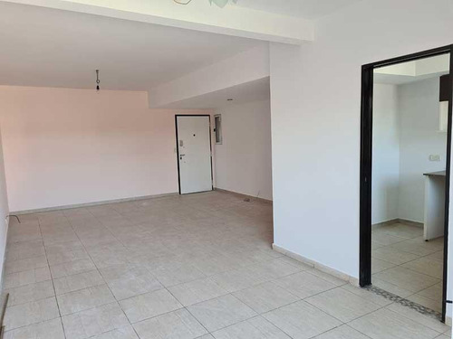 Imagen 7 de 14 de Depto 3 Ambientes En El Centro De San Martín