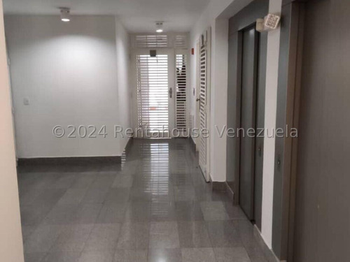 Ip Alquilo Apartamento En Lomas Del Sol 25-18349