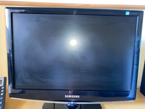 Compu Pc Cpu Amd E6010n Ssd120gb 4gb Ram Usado (Usado)