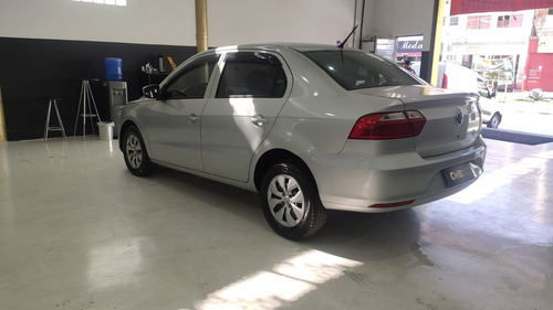 Imagem 6 de 8 de Volkswagen Voyage Trendline 1.6 T.flex 8v 4p 2014/2015