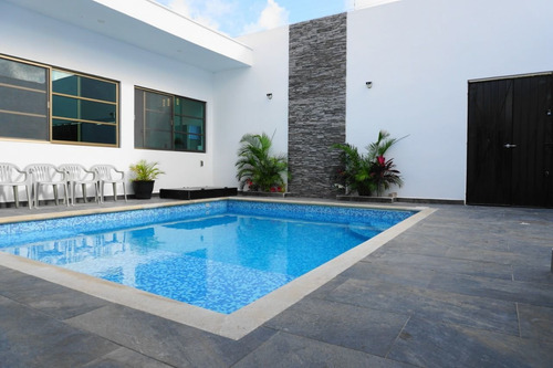 Imagen 2 de 7 de Rento/ Venta Local De Oportunidad En Avenida Fonatur, Sm 524