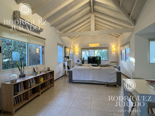 Casa De 3 Dorm + Estudio En Venta Con Pileta Fincas De Maschwitz
