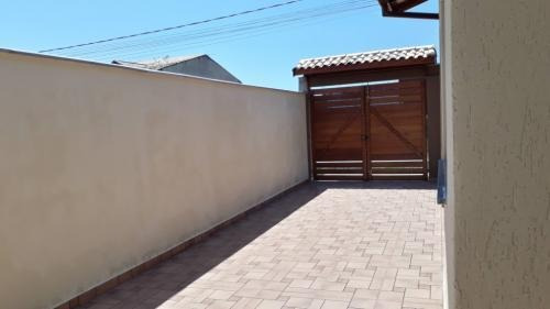 Casa Nova Lado Praia Com Estrutura Para Sobrado - Itanhaém