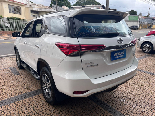 Toyota Hilux SW4 2.7 SRV 7 LUGARES 4X2 16V FLEX 4P AUTOMÁTICO