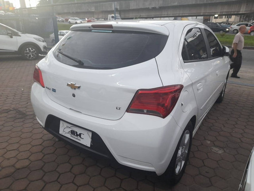 Imagem 7 de 11 de Chevrolet Onix 1.0 Mpfi Lt 8v Flex 4p Manual
