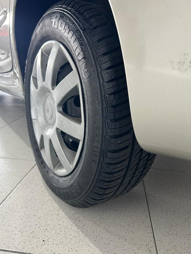 Peugeot 207 1.4 Xr Flex 5p