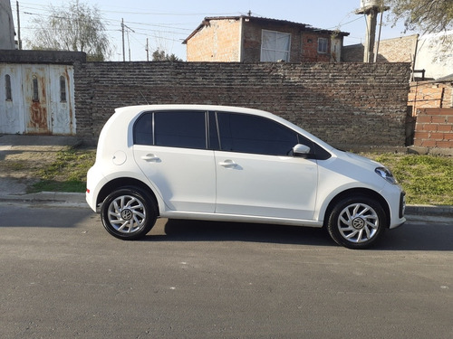 Volkswagen Up! 2018 1.0 High Up! 75cv 5 P