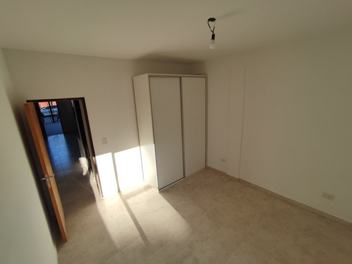 Imagen 5 de 6 de Departamento En Venta En José C Paz