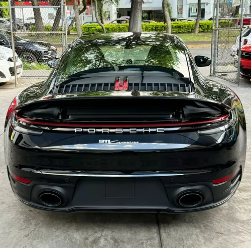 Porsche 911 Carrera 2024