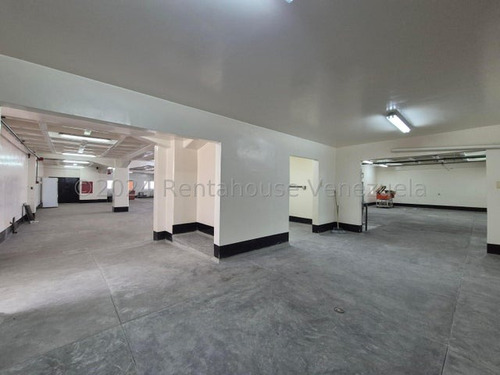 Amplio Local Industrial En Venta. Palo Verde 24-25382 Ec