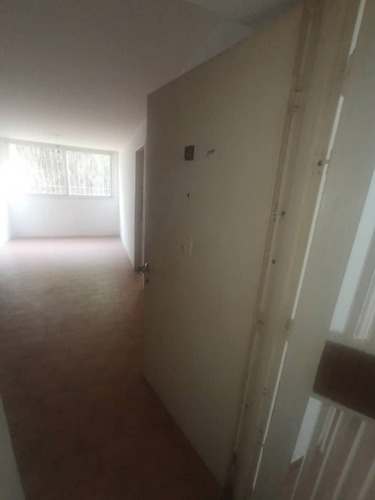 Apartamento En Venta Urb Quenda