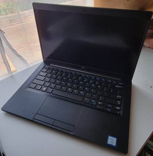 Laptop Latitude 7390, Touchscreen, I5 8th Gen, 8 Ram, 256 Gb