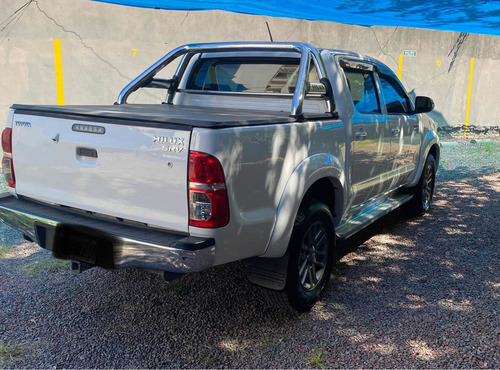 Toyota Hilux 3.0 Cd Srv Cuero 171cv 4x2 - E4 2014