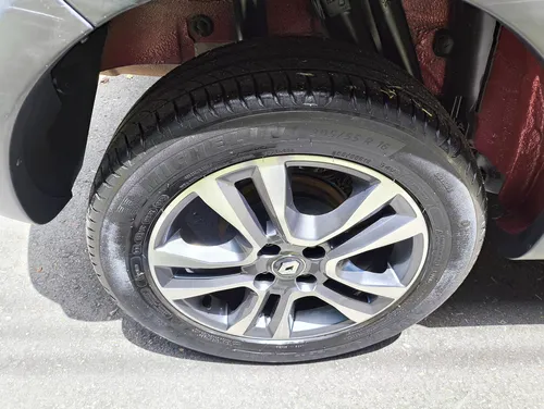Renault Stepway 1.6 Intense Automática