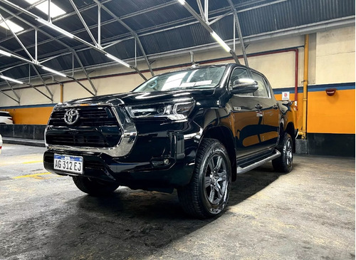 Toyota Hilux 2.8 Cd Srv 177cv 4x4