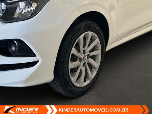 Fiat Cronos 1.3 Flex 4p