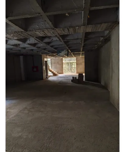 Se Arrienda Local- Bodega Obra Gris, Edificio Mixto En Conquistadores