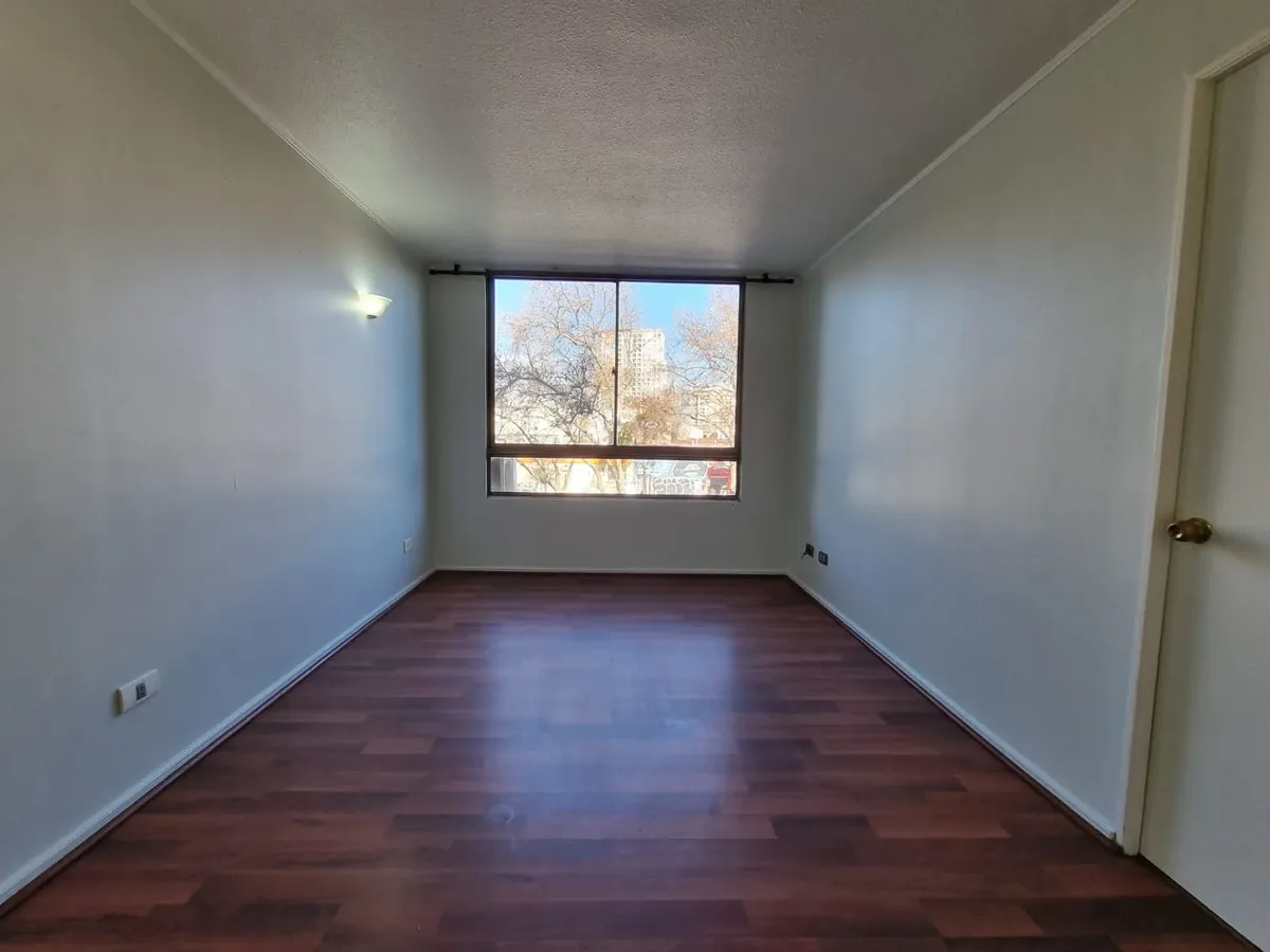Imagen 2 de 16 de Arriendo Departamento 1 Dormitorio, Avenida Matta