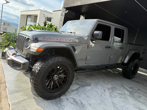 Jeep Gladiator Rubicon gladiator Mojave