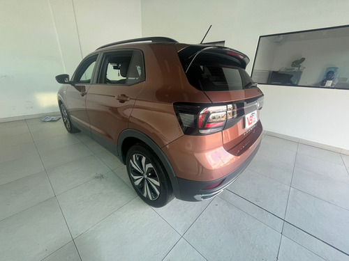 Volkswagen T-Cross 1.0 200 TSI TOTAL FLEX COMFORTLINE AUTOMÁTICO