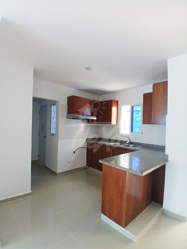 De Oportunidad: Acogedor Apartamento 2do Nivel, Santiago (jpa-258)