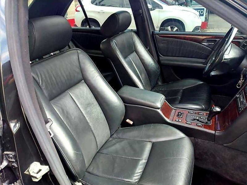 Imagem 8 de 15 de Mercedes-benz E 320 Elegance 3.2 4p