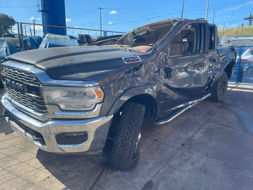 Dodge Ram Laramie  2500 2019 (sucata Para Venda De Peças)