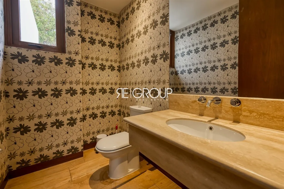 Imagen 4 de 30 de Casa En Venta De 4 Dorm. En Lo Barnechea, Cond. Parque Golf