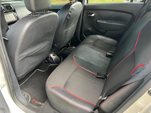 Renault Stepway 1.6 Trek Intens