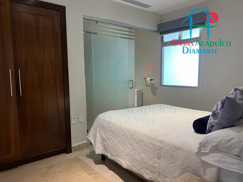 Petén 202. Departamento De Playa Con Vista Al Mar En La Mejor Zona De Acapulco Diamante