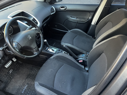Peugeot 207 1.6 Xt