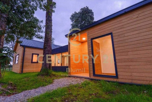 Casa Puerto Varas, 3 Dormitorios, 4 Baños, 5.050 M2, 14.5...