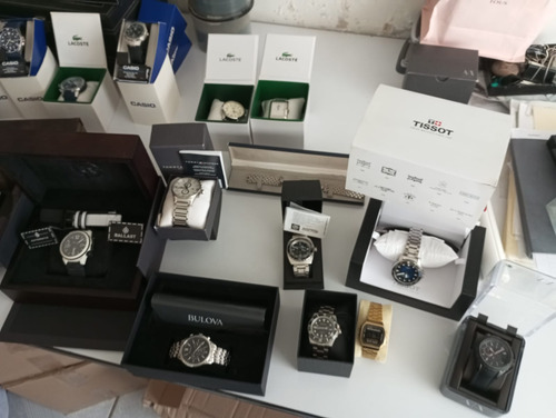 Mido Commander, Tissot,vostok,massimo Dutti, Ballast,casio (Usado)