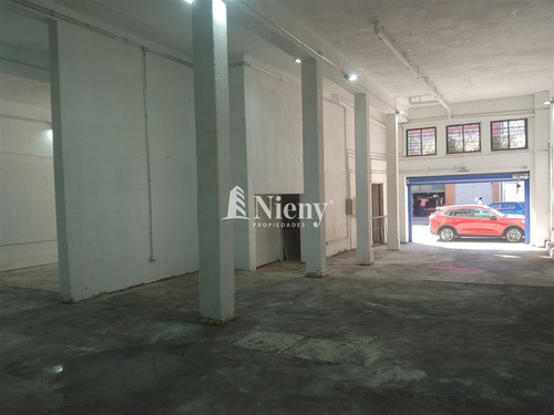 Local Comercial En Arriendo En Valparaíso, Av Independencia
