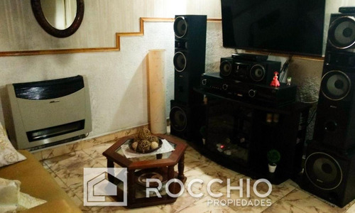Casa 4 Ambientes. | Latorre 6679