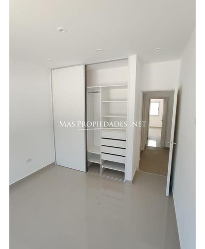 Casa En Venta Canning Barrio Altos De San Vicente