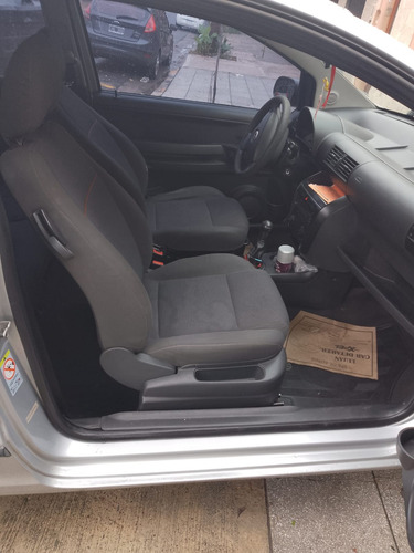 Volkswagen Fox 1.6 Trendline 3 p