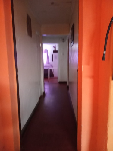 Gran Casa De 2 Pisos Con Patente De Hostal